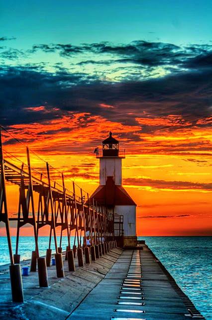 Sunset from St. Joseph Lighthouse in Michigan... photo from Linlin Smith.jpg